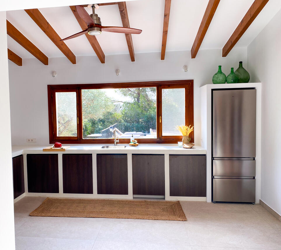 großer Kühlschrank